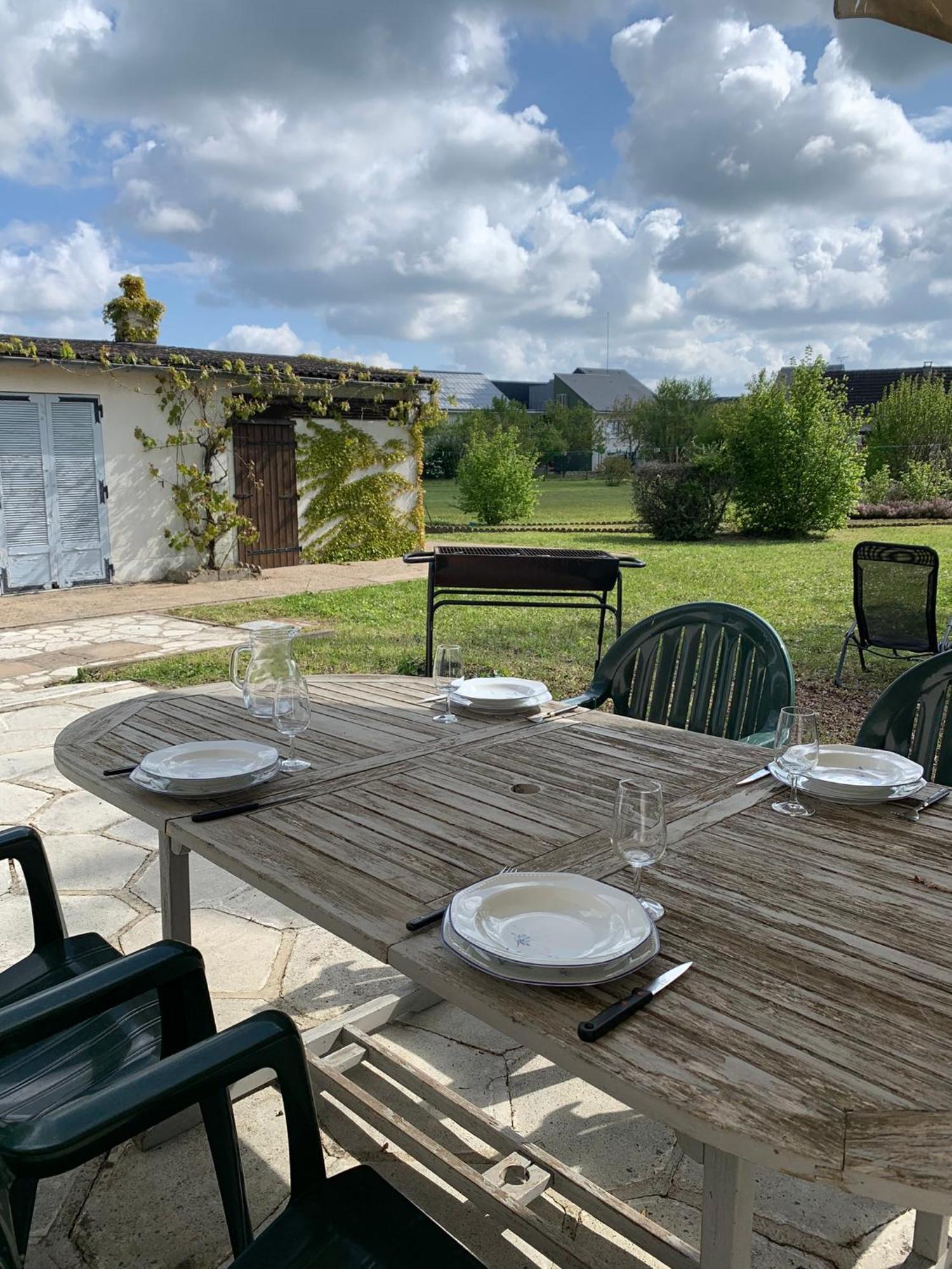 Les Cormiers Villa Chailles  Exterior photo